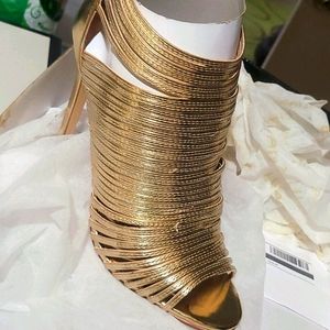 Liliana Nikia shoes with box